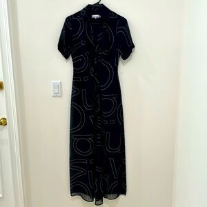 Black and white Calvin Klein dress, very soft and comfortable. Size 2.